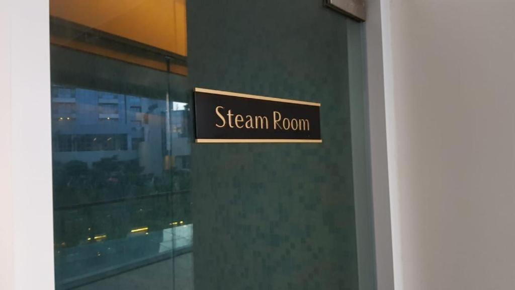 3Br Flat In Taman Anggrek Residence Jakarta Bagian luar foto