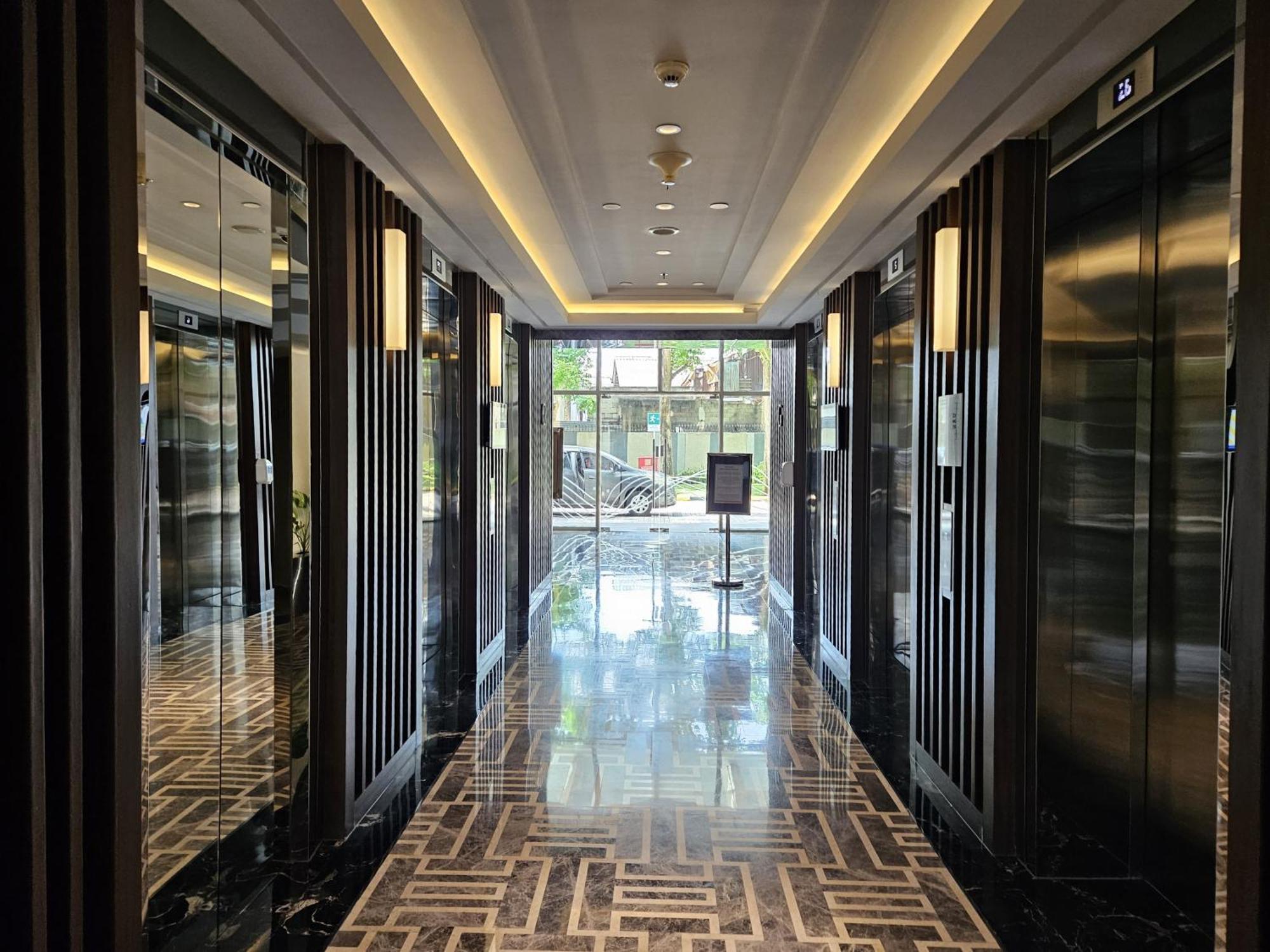 3Br Flat In Taman Anggrek Residence Jakarta Bagian luar foto