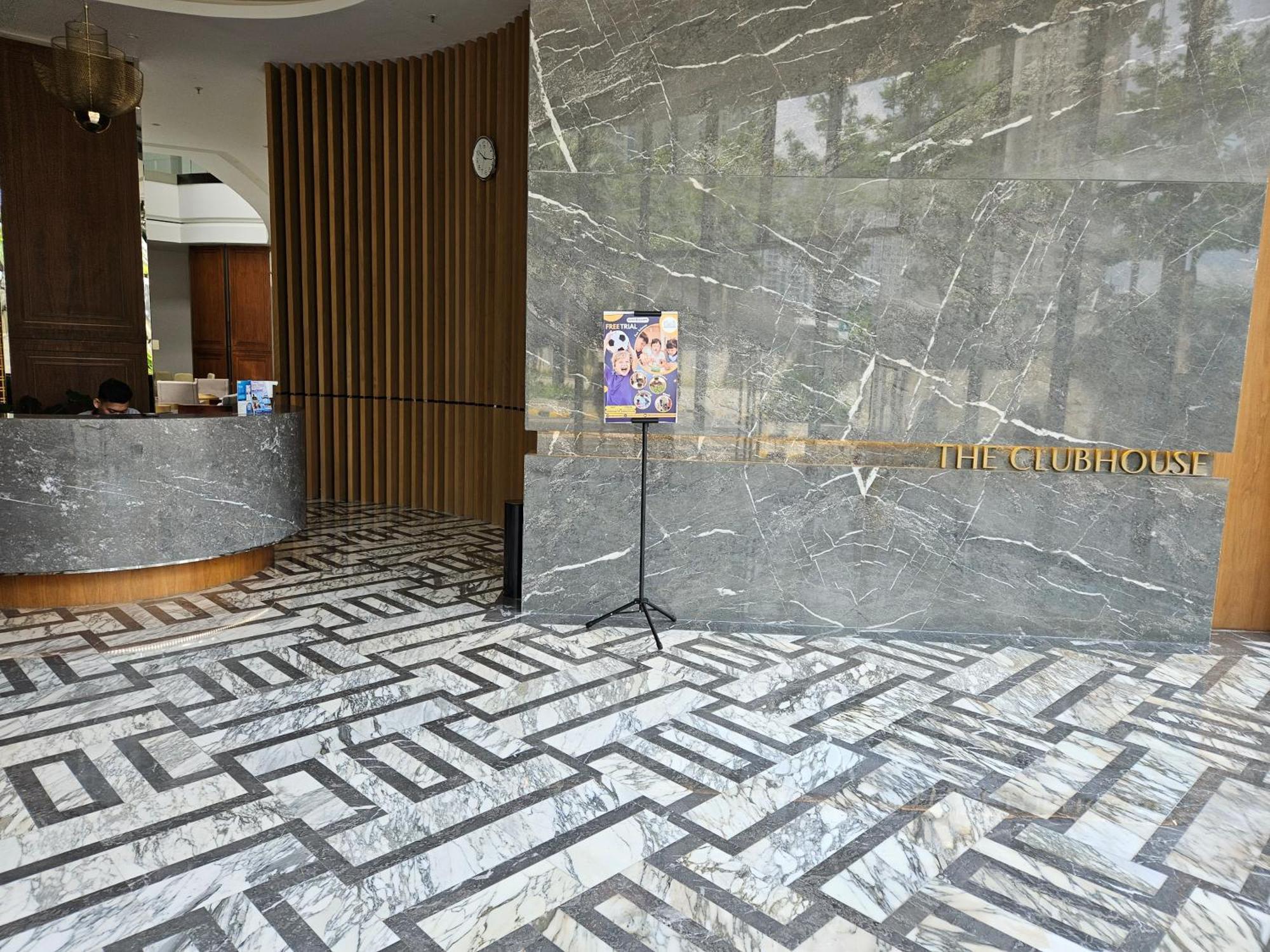 3Br Flat In Taman Anggrek Residence Jakarta Bagian luar foto