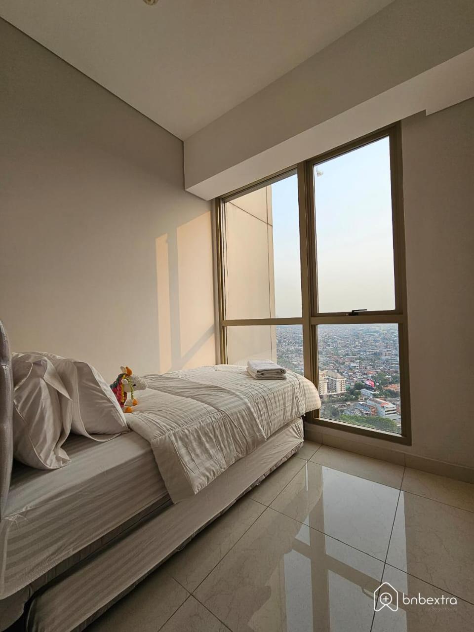 3Br Flat In Taman Anggrek Residence Jakarta Bagian luar foto